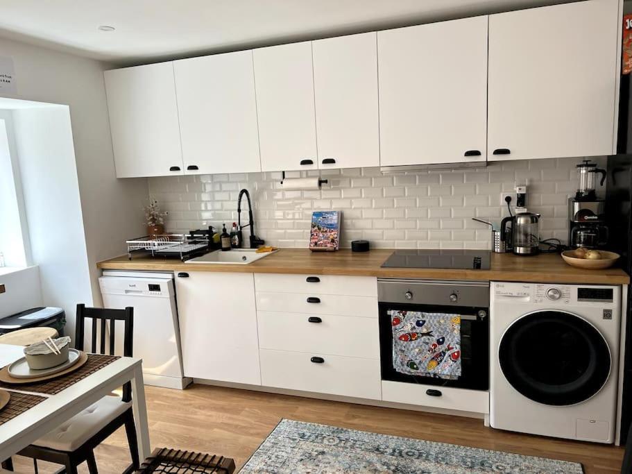 Apartmán Luxury Artistic Digital Nomad Getaway W/ Terrace Lisboa Exteriér fotografie