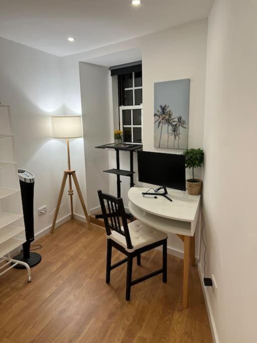 Apartmán Luxury Artistic Digital Nomad Getaway W/ Terrace Lisboa Exteriér fotografie