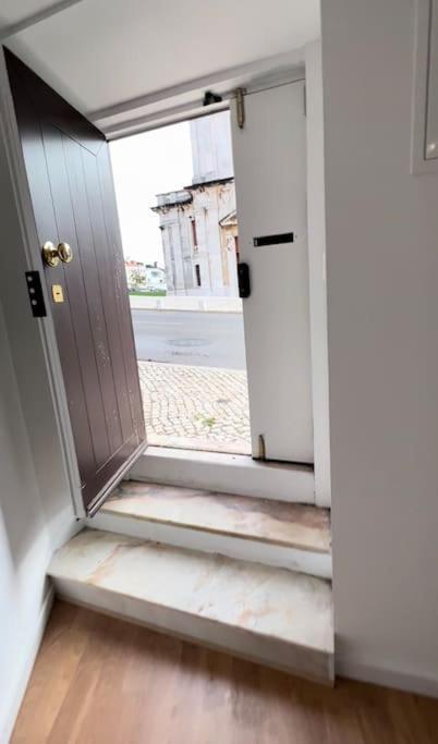 Apartmán Luxury Artistic Digital Nomad Getaway W/ Terrace Lisboa Exteriér fotografie